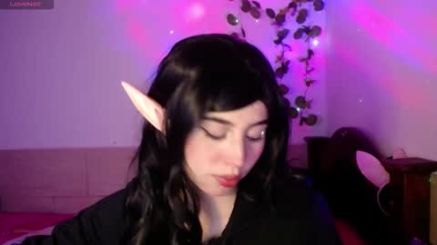 Shayla 3 online show from November 5, 8:58 pm