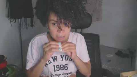 Shayna online show from April 24, 11:51 pm