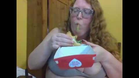 Red online show from April 23, 2:52 am