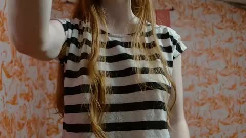 Erika online show from November 18, 10:44 pm