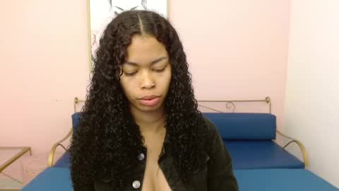 Shenna online show from February 23, 1:02 pm