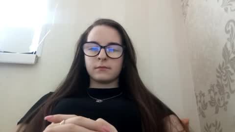 Emma online show from March 1, 6:57 am