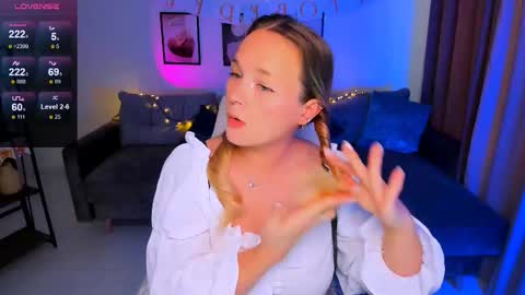 Sheril online show from October 5, 3:06 pm