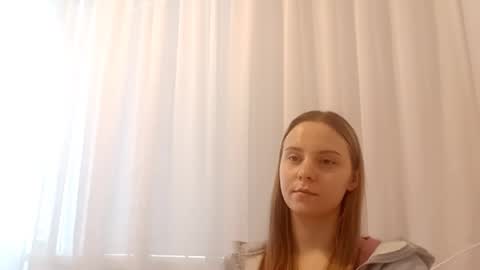 Lisa online show from February 21, 6:36 am