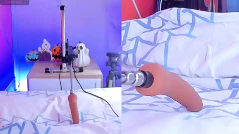    online show from October 12, 7:05 pm