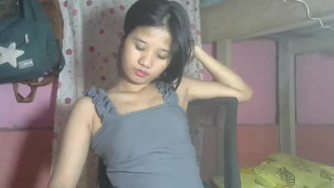 shimmering_kate online show from December 12, 11:03 pm