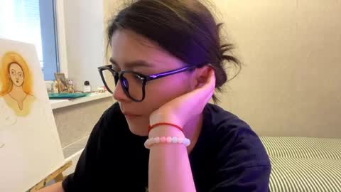 Marie online show from May 24, 2:27 pm