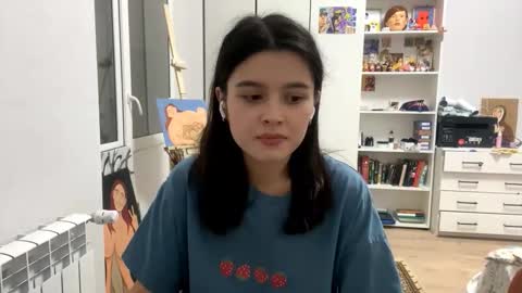 Marie online show from January 14, 2:22 pm