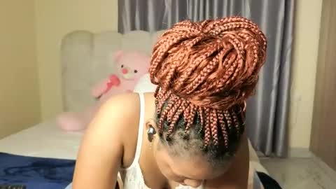 EVA online show from April 4, 11:58 pm