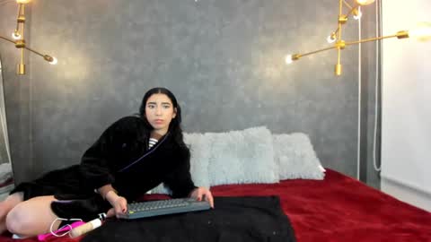 Snapshot of shumy_angels chatting on October 25, 6:10 am ZUMY ANGELS online show from October 25, 6:10 am