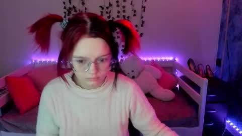 shy_elina01 online show from November 18, 10:16 am
