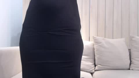 shy_schoolgirl_ online show from March 8, 5:19 pm