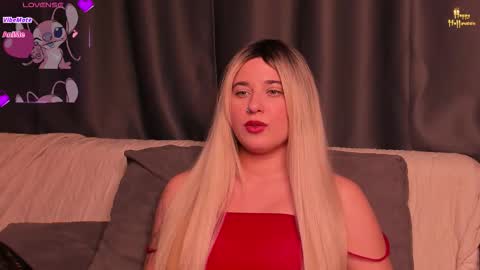 Mary online show from October 22, 7:52 pm