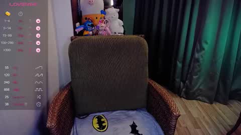 Effie online show from November 13, 5:56 pm