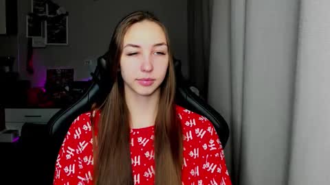 SIA online show from January 13, 2:50 am