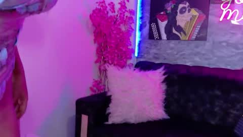 siamarlin online show from December 1, 7:16 pm