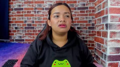 sienna_lux01 online show from March 18, 2:27 am