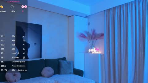 Sienna online show from October 24, 6:26 pm