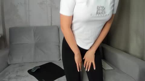 SilasCollins online show from February 18, 9:30 am