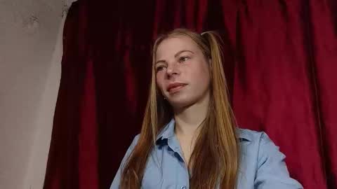 JULIANA online show from March 19, 8:57 pm