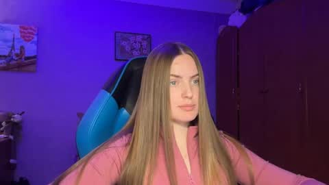 Erica online show from April 24, 5:49 pm