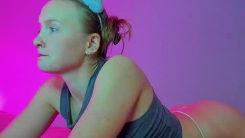 Mila online show from October 10, 9:20 pm