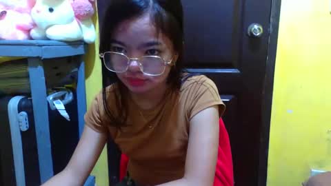 silkykitten_ online show from November 21, 11:45 am