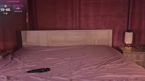 silly___woman online show from December 19, 2:09 pm