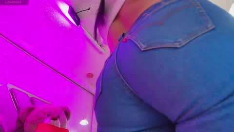 SIlvana  online show from September 29, 1:05 pm