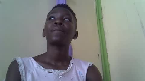 simplyloy33 online show from September 22, 8:13 am