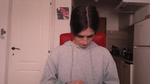 simyhvn online show from February 12, 9:22 am