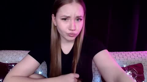 Sindi online show from December 12, 3:48 pm