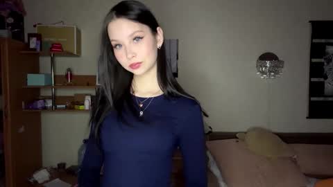 Emma online show from December 4, 12:07 pm