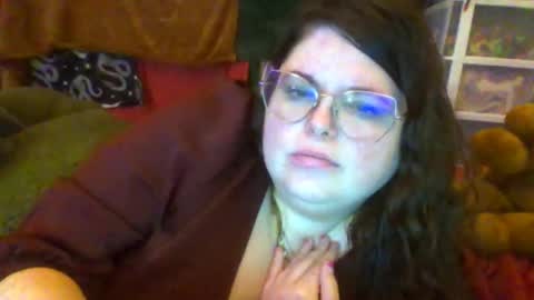 Siofra online show from October 15, 5:59 pm