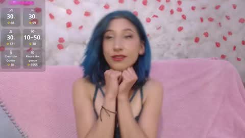 Snapshot of skarletjhonson_ chatting on March 1, 1:32 am Skarlet  online show from March 1, 1:32 am