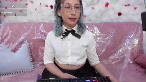 Snapshot of skarletjhonson_ chatting on September 25, 7:51 am Skarlet  online show from September 25, 7:51 am