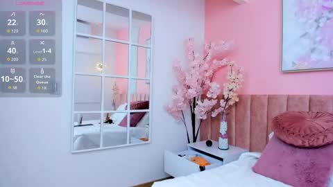 skarletkiss_ online show from March 11, 8:33 pm