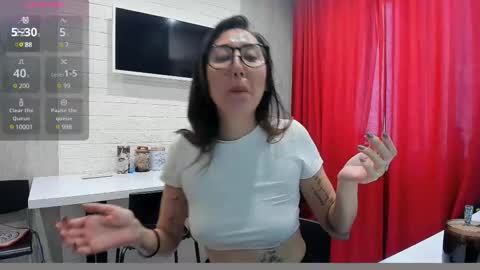 skarlett online show from February 19, 8:33 am