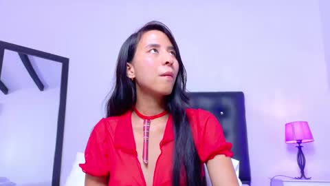 skinny_hottie18 online show from October 8, 7:40 pm