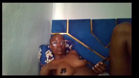 skinnyasssexyboobs online show from October 15, 3:36 pm