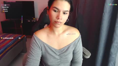 Snapshot of sky_lover_ chatting on October 23, 9:59 am Sky online show from October 23, 9:59 am