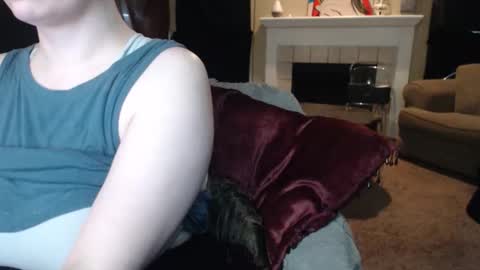 SKYLE   online show from April 12, 8:22 pm