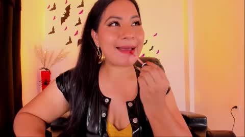 skydarkblue online show from November 29, 7:23 am