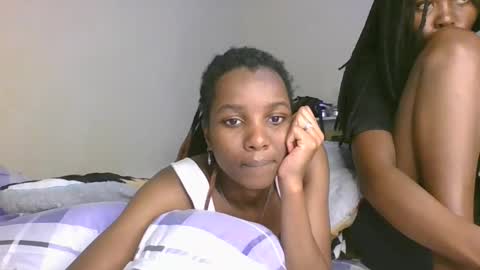 sleciah online show from November 23, 2:41 pm