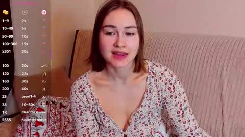 Alice online show from February 4, 3:26 pm