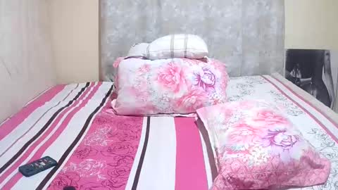 slender_sweetbabe online show from May 20, 11:18 am