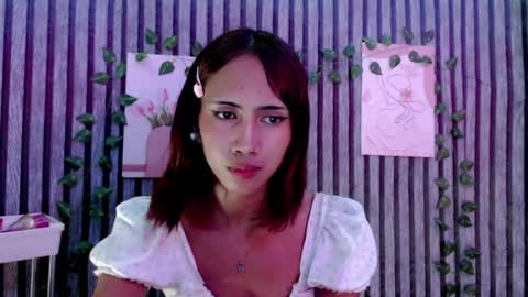slutty_jane12 online show from July 29, 2:17 pm