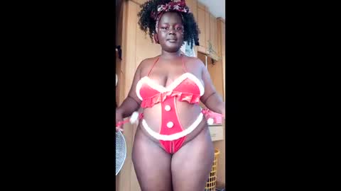 slutyebony186677 online show from December 14, 1:39 pm