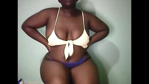 slutyebony186677 online show from November 15, 8:32 pm