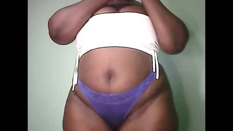 slutyebony186677 online show from November 12, 7:56 pm